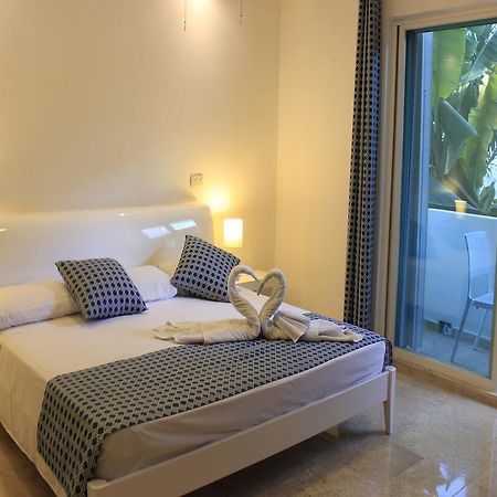Maya Vacanze Miramar อากุมัล ภายนอก รูปภาพ